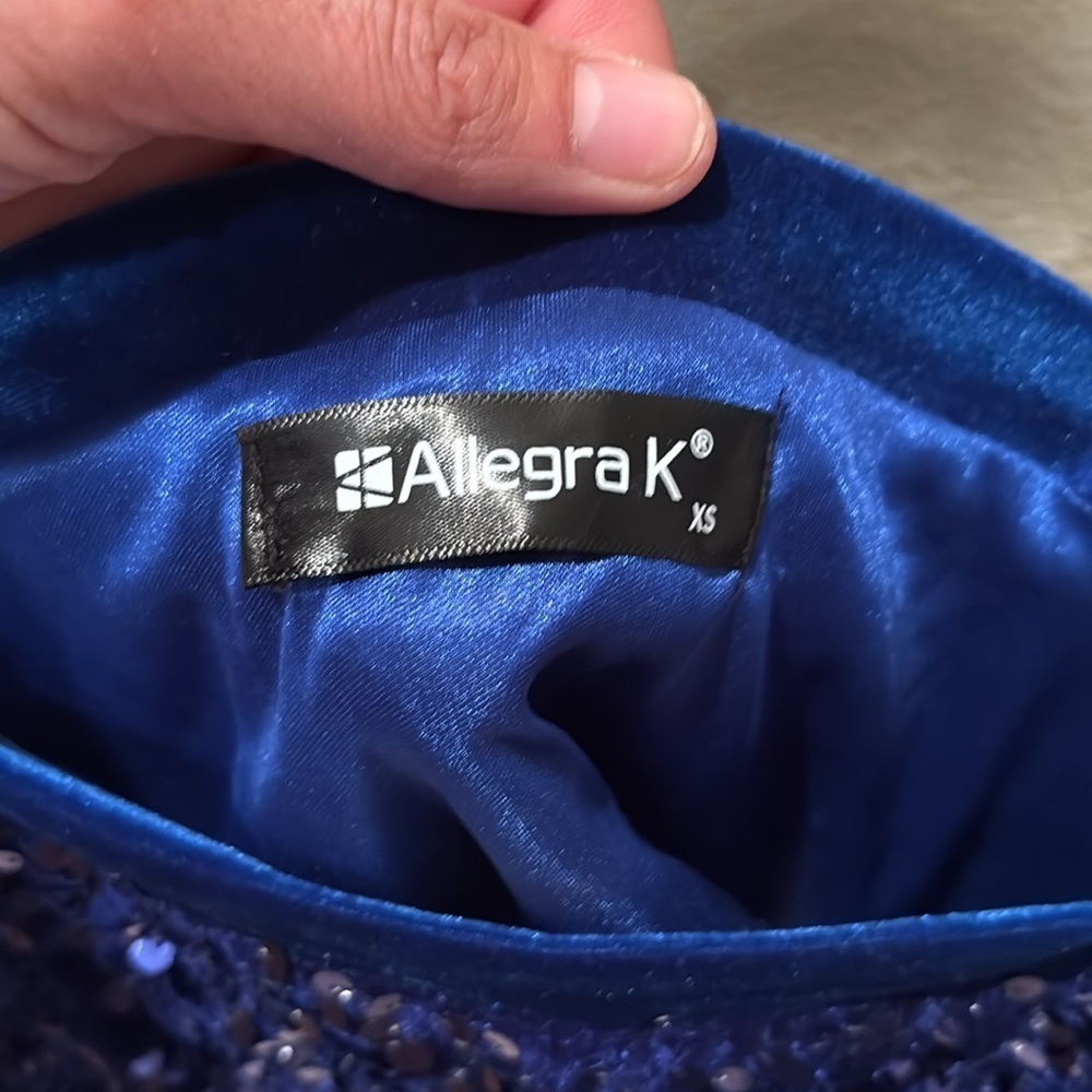 Allegra K Shimmering Blue Sequin Top - Picture 4 of 9